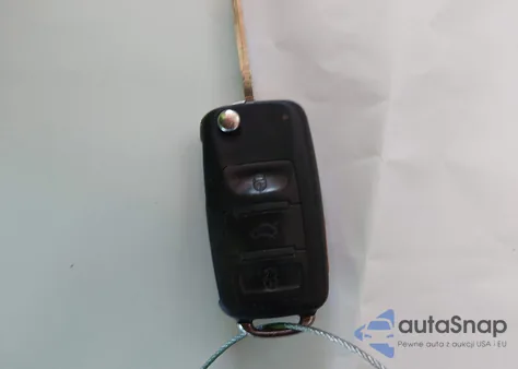 2005 Volkswagen Touareg V8 from USA, damaged, VIN WVGZM77L55D053308